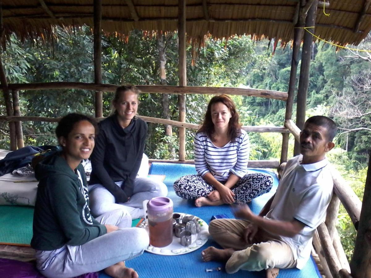 Orangutantreksumatra & Lovely Jungle Lodge Only Book If You Are Treking With Us ブキットラワン エクステリア 写真
