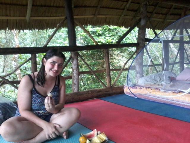 Orangutantreksumatra & Lovely Jungle Lodge Only Book If You Are Treking With Us ブキットラワン 部屋 写真