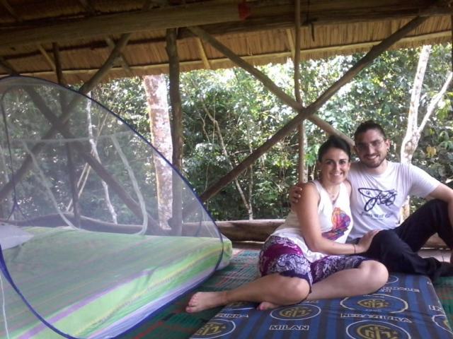 Orangutantreksumatra & Lovely Jungle Lodge Only Book If You Are Treking With Us ブキットラワン 部屋 写真